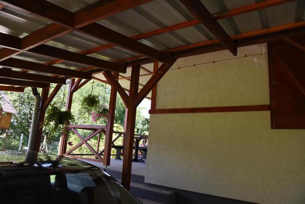 Holiday Home Kucica Na Drvetu Banja Koviljača Extérieur photo